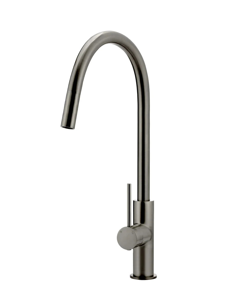 Round Piccola Pull Out Kitchen Mixer Tap