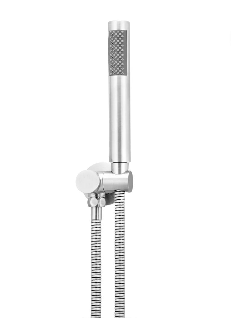 ROUND SHOWER ON BRACKET