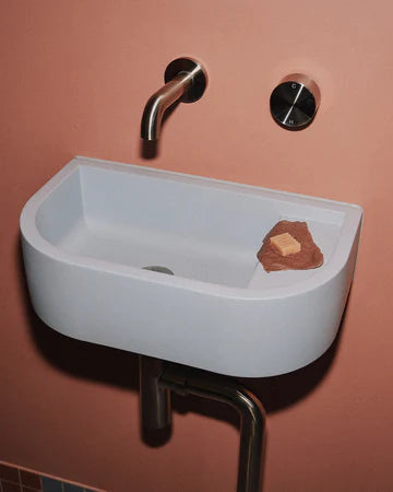 LOOP 01 BASIN-WALL MOUNT